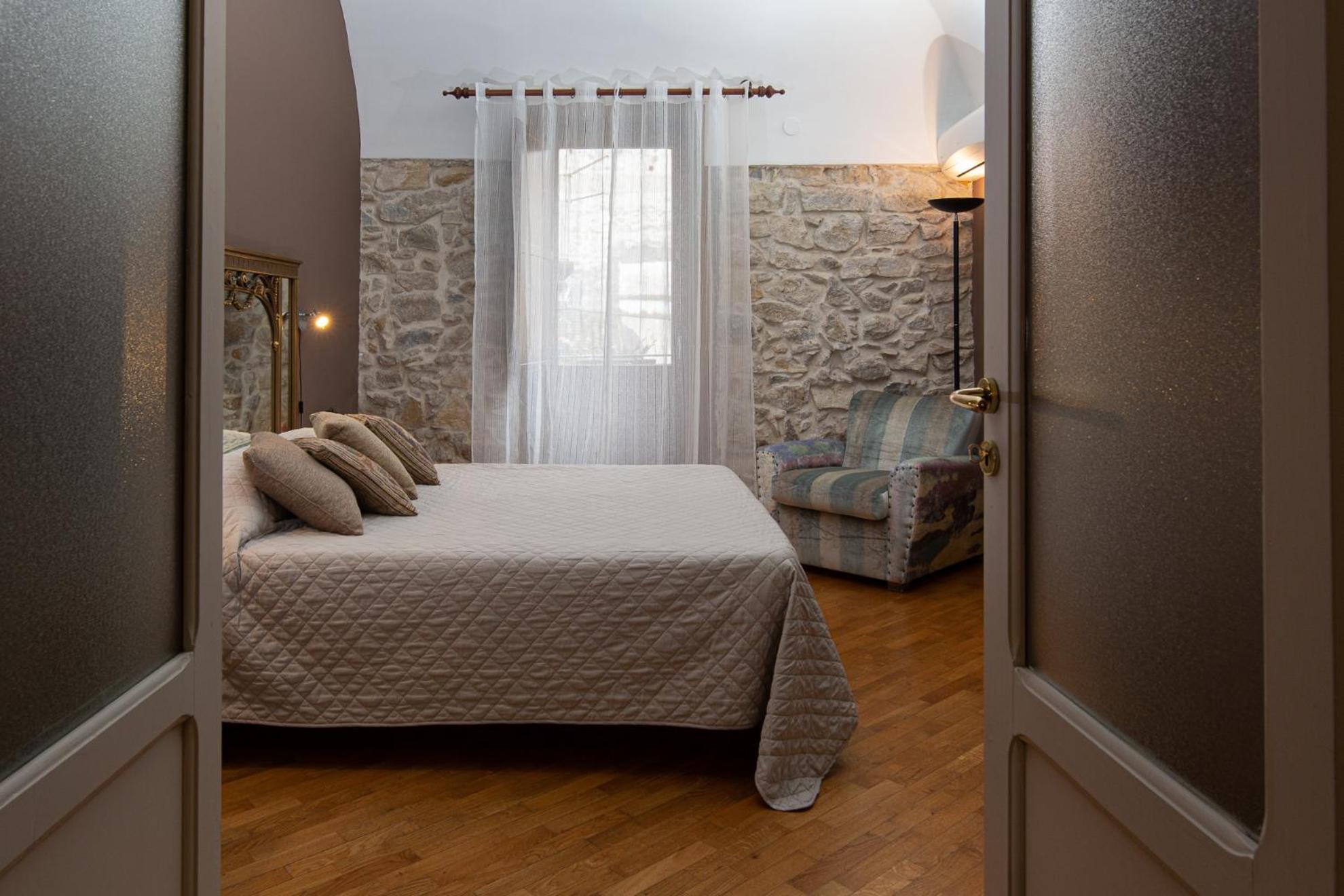 Palazzo Cosentino Bed & Breakfast Caltanissetta Ngoại thất bức ảnh